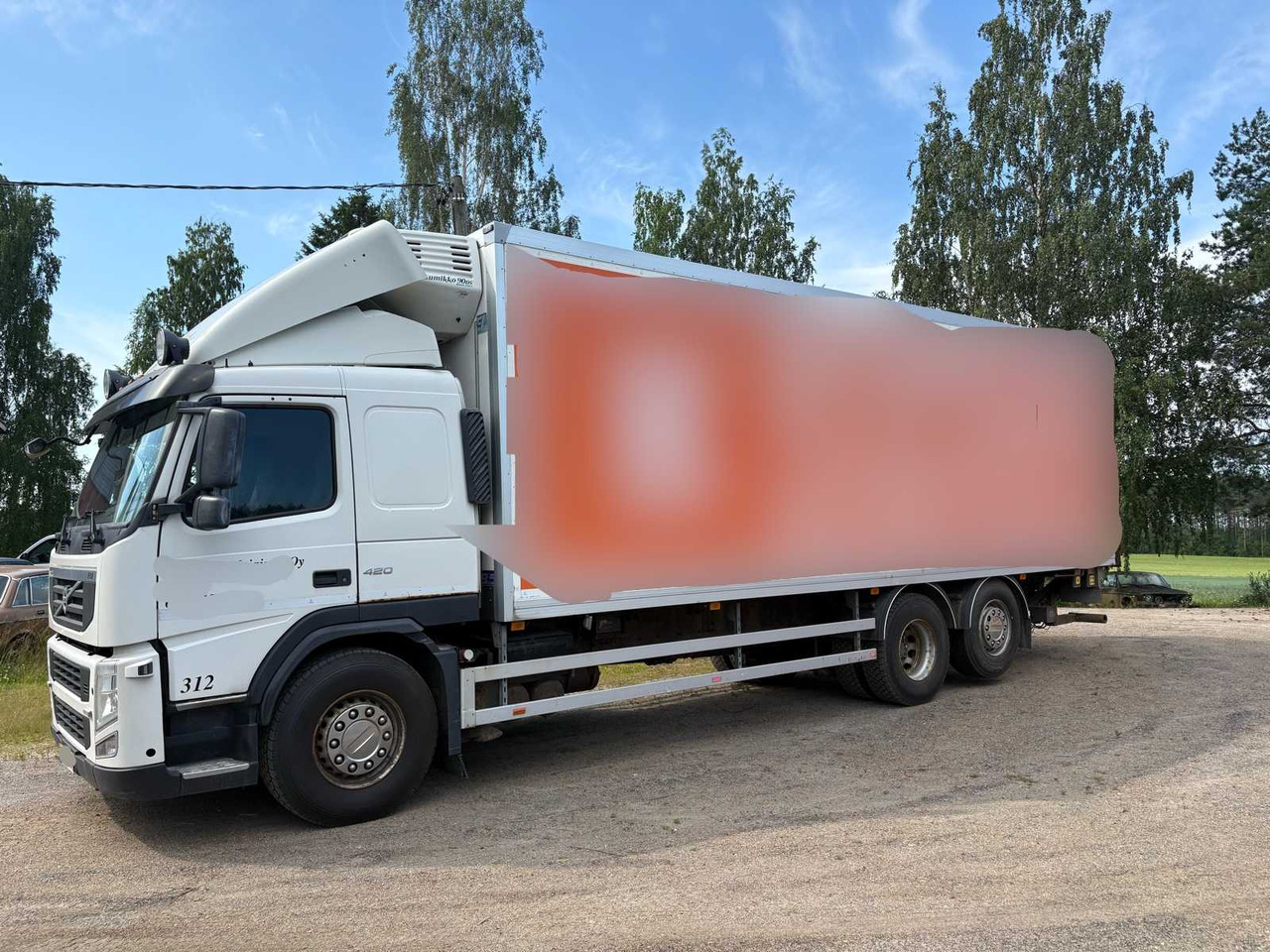 Refrigerated truck Volvo FM-FM 62R B- 6*2/560 + 137 12.8 - Camion frigorifique: photos 3 Refrigerated truck Volvo FM-FM 62R B- 6*2/560 + 137 12.8 - Camion frigorifique: photos 3
