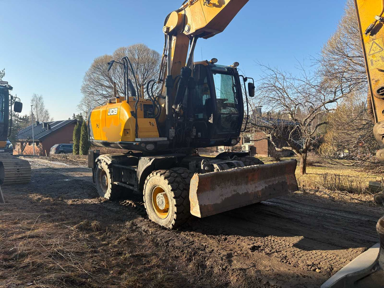Wheel excavator JCB JS175W TT4F 4.8 - Pelle sur pneus: photos 2 Wheel excavator JCB JS175W TT4F 4.8 - Pelle sur pneus: photos 2
