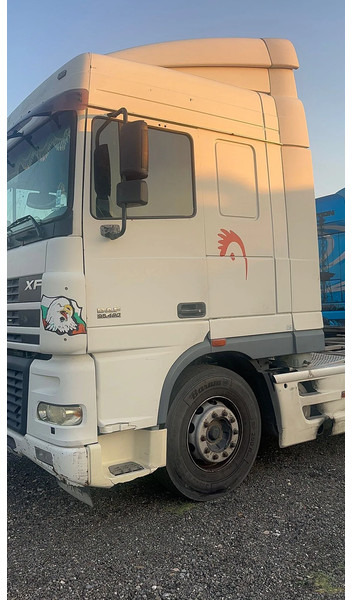 DAF 95.480 XF95.480 AUTOMATIC - Tracteur portuaire: photos 5 DAF 95.480 XF95.480 AUTOMATIC - Tracteur portuaire: photos 5