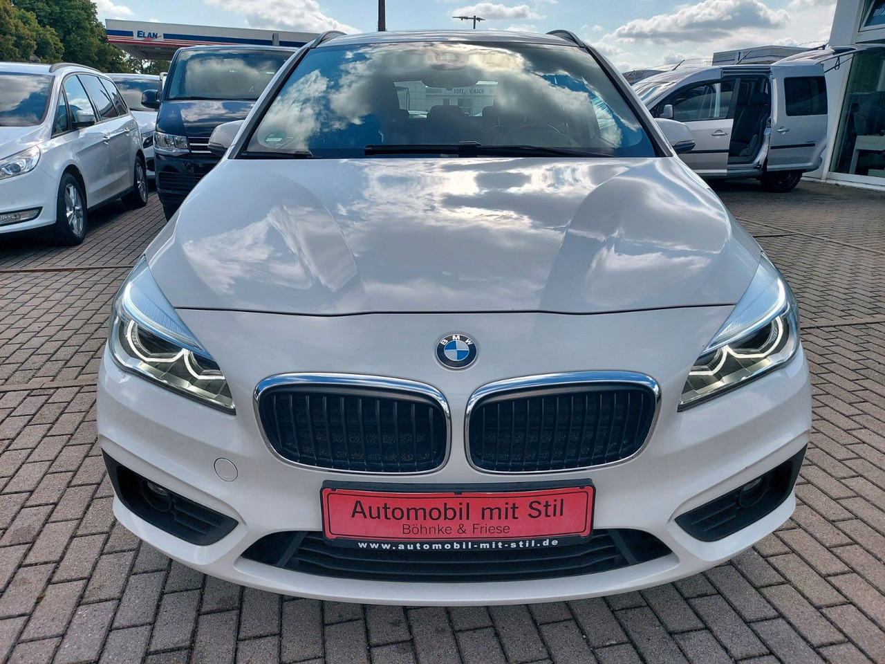 BMW 218 Baureihe 2 Active Tourer Autom Advant. LED - Voiture break: photos 4 BMW 218 Baureihe 2 Active Tourer Autom Advant. LED - Voiture break: photos 4
