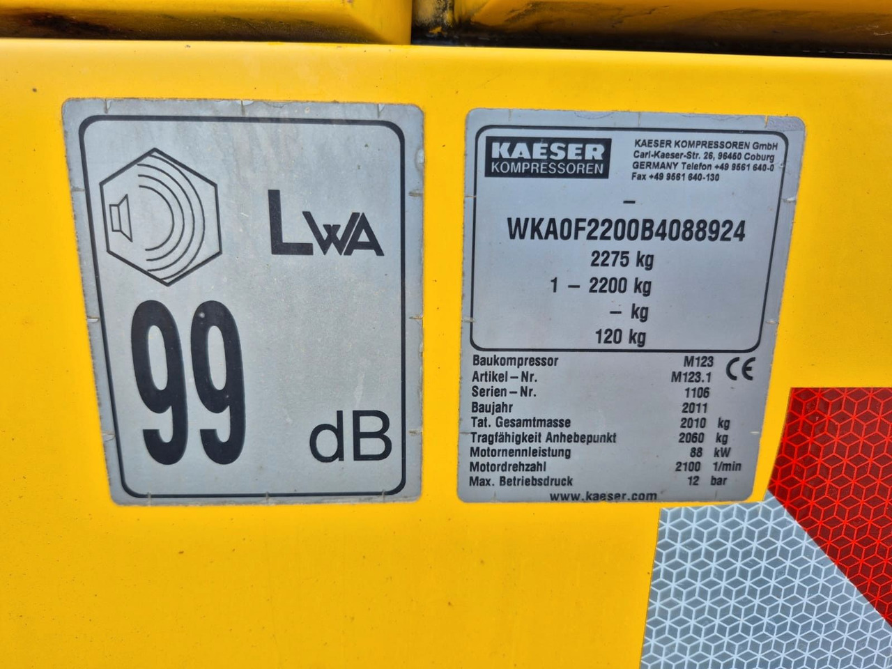 Kaeser M123 SIGMA DEUTZ FAHRANLAGE 624 STD. KOMUNAL - Compresseur d'air: photos 5 Kaeser M123 SIGMA DEUTZ FAHRANLAGE 624 STD. KOMUNAL - Compresseur d'air: photos 5