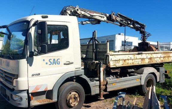 Mercedes-Benz Atego 2 4-Zyl. 4x2 918 4x2 KRAN TEREX 65.2 - Camion benne, Camion grue: photos 3 Mercedes-Benz Atego 2 4-Zyl. 4x2 918 4x2 KRAN TEREX 65.2 - Camion benne, Camion grue: photos 3