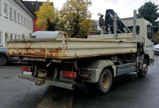Mercedes-Benz Atego 2 4-Zyl. 4x2 918 4x2 MEILER HIAB066 FERNB - Camion benne, Camion grue: photos 4 Mercedes-Benz Atego 2 4-Zyl. 4x2 918 4x2 MEILER HIAB066 FERNB - Camion benne, Camion grue: photos 4