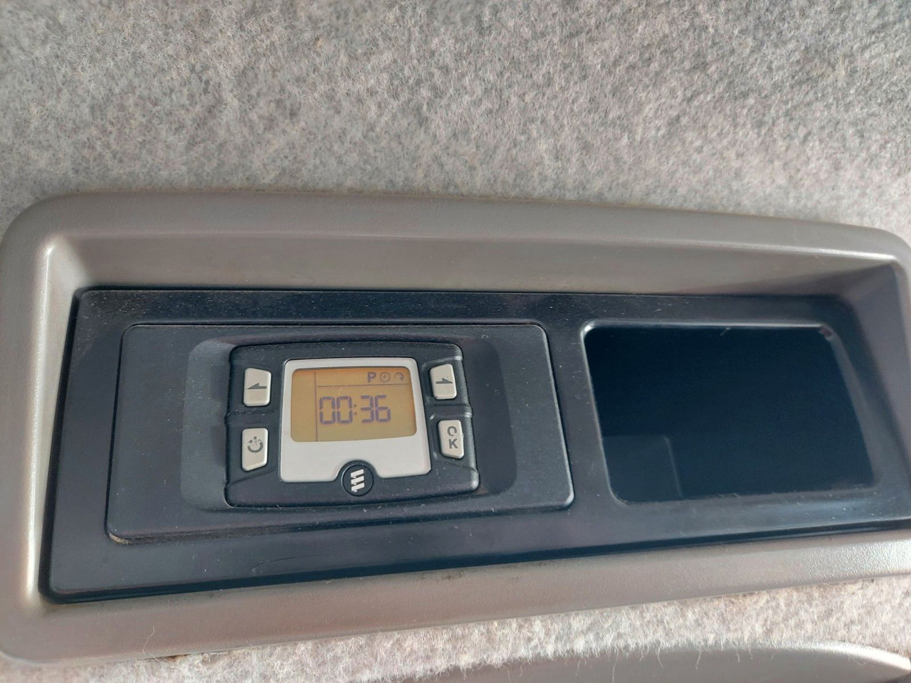 Mercedes-Benz Sprinter II Pritsche DoKa 316 CDI 4X4 Klima - Utilitaire rideaux coulissants (PLSC), Utilitaire double cabine: photos 3 Mercedes-Benz Sprinter II Pritsche DoKa 316 CDI 4X4 Klima - Utilitaire rideaux coulissants (PLSC), Utilitaire double cabine: photos 3