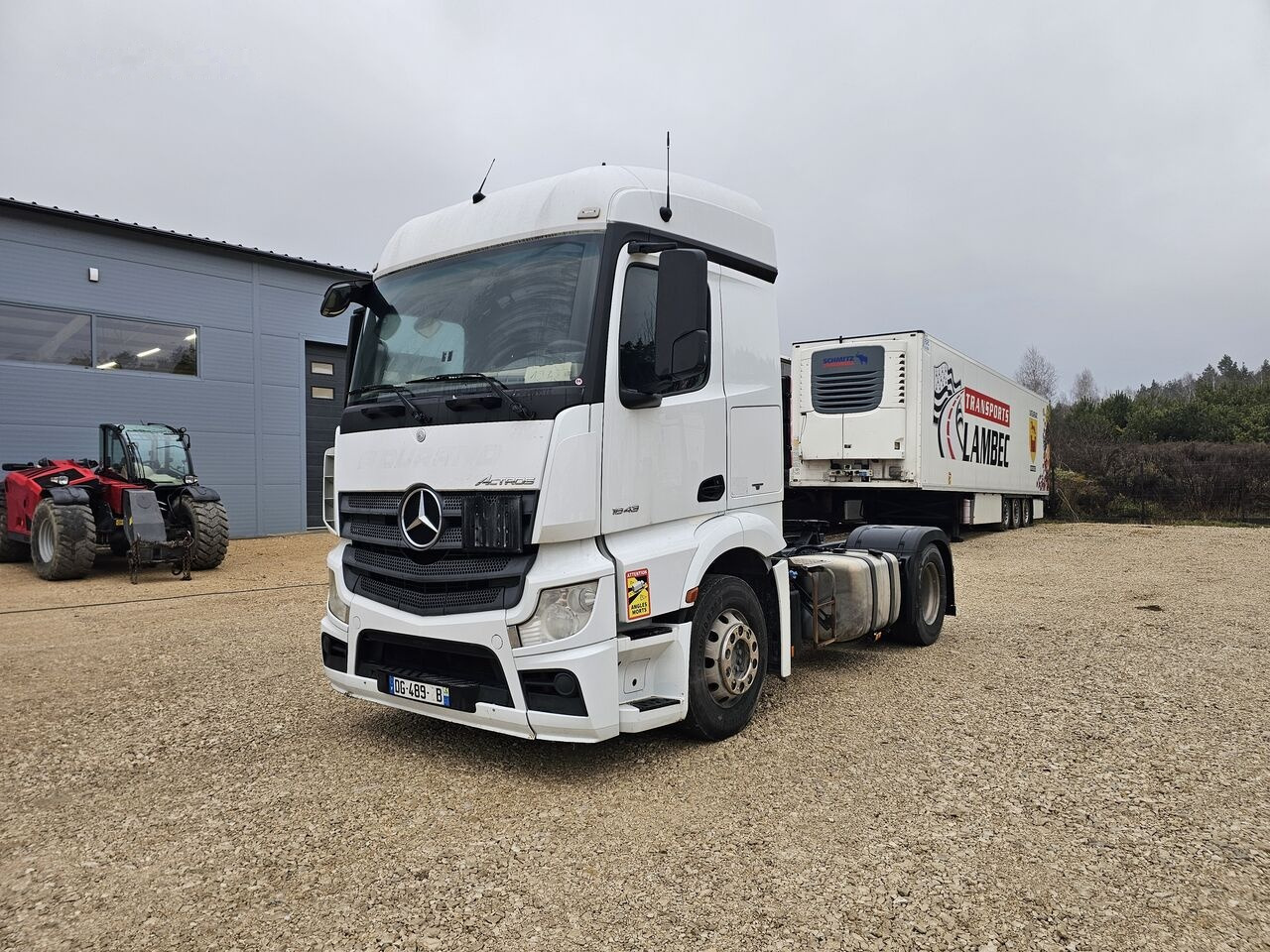 Mercedes-Benz Actros 1843 - Tracteur routier: photos 1 Mercedes-Benz Actros 1843 - Tracteur routier: photos 1