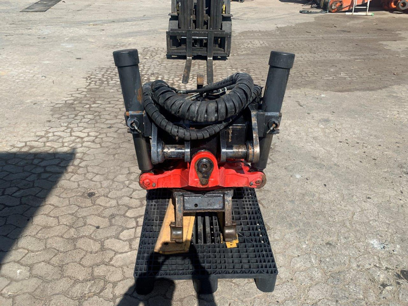 Tiltrotator INDEXATOR R8: photos 1
