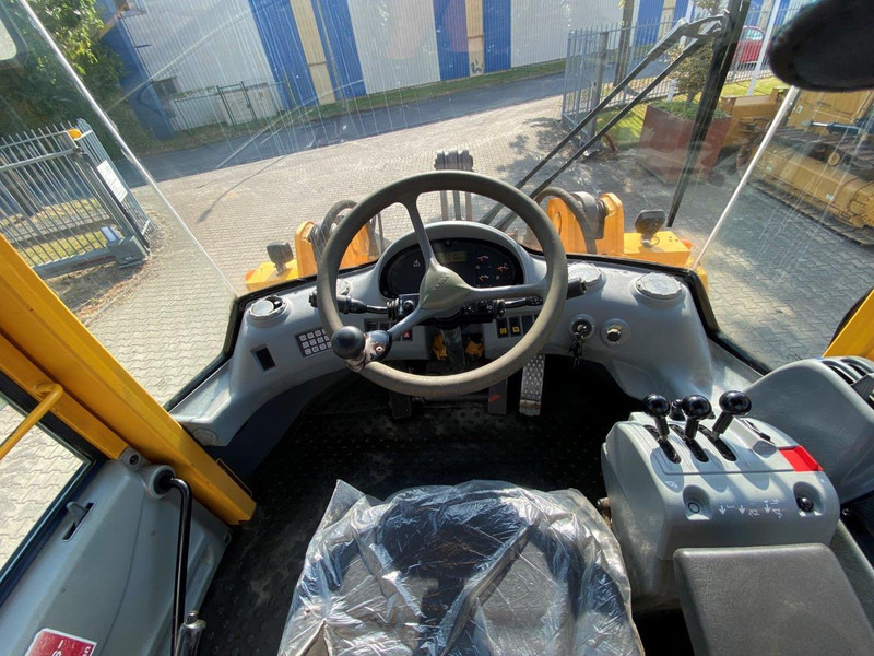 Volvo L70 D NVT - Chargeuse sur pneus: photos 5 Volvo L70 D NVT - Chargeuse sur pneus: photos 5