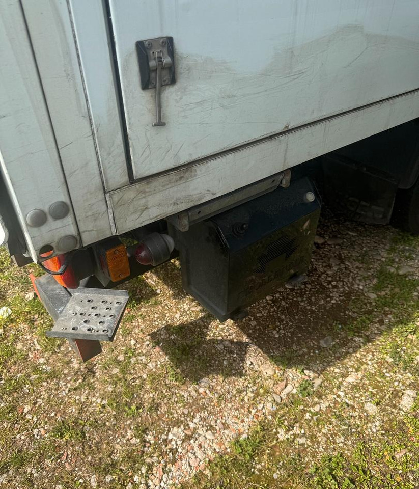 Iveco 75e190 - Camion fourgon: photos 2 Iveco 75e190 - Camion fourgon: photos 2