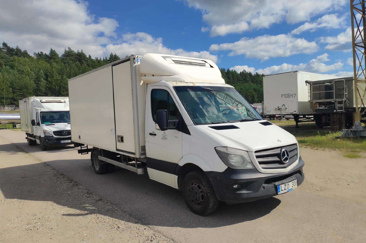 Mercedes-Benz Sprinter - Fourgon utilitaire: photos 2 Mercedes-Benz Sprinter - Fourgon utilitaire: photos 2