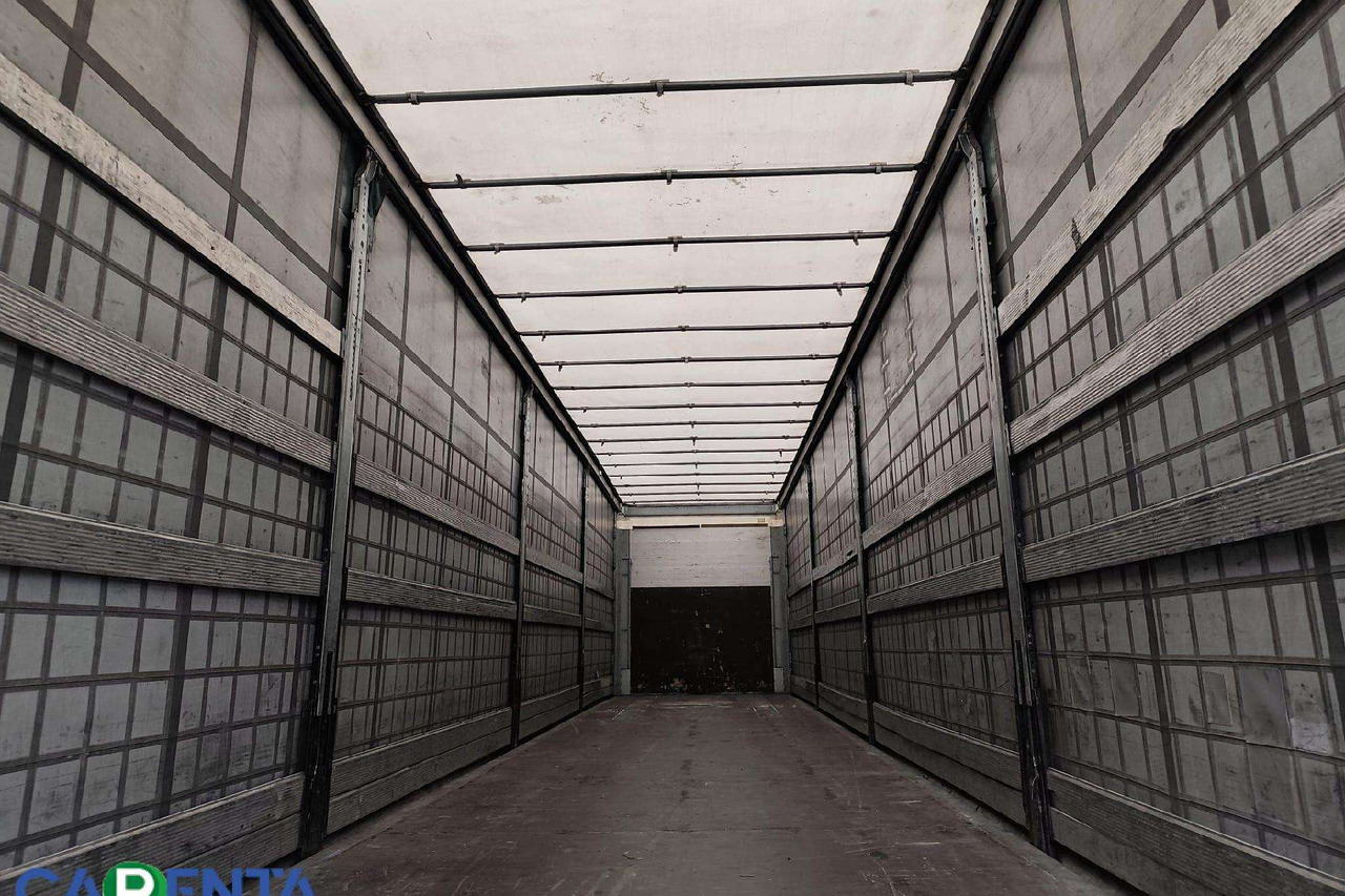 Schmitz SCB*S3T - Semi-remorque rideaux coulissants: photos 5 Schmitz SCB*S3T - Semi-remorque rideaux coulissants: photos 5