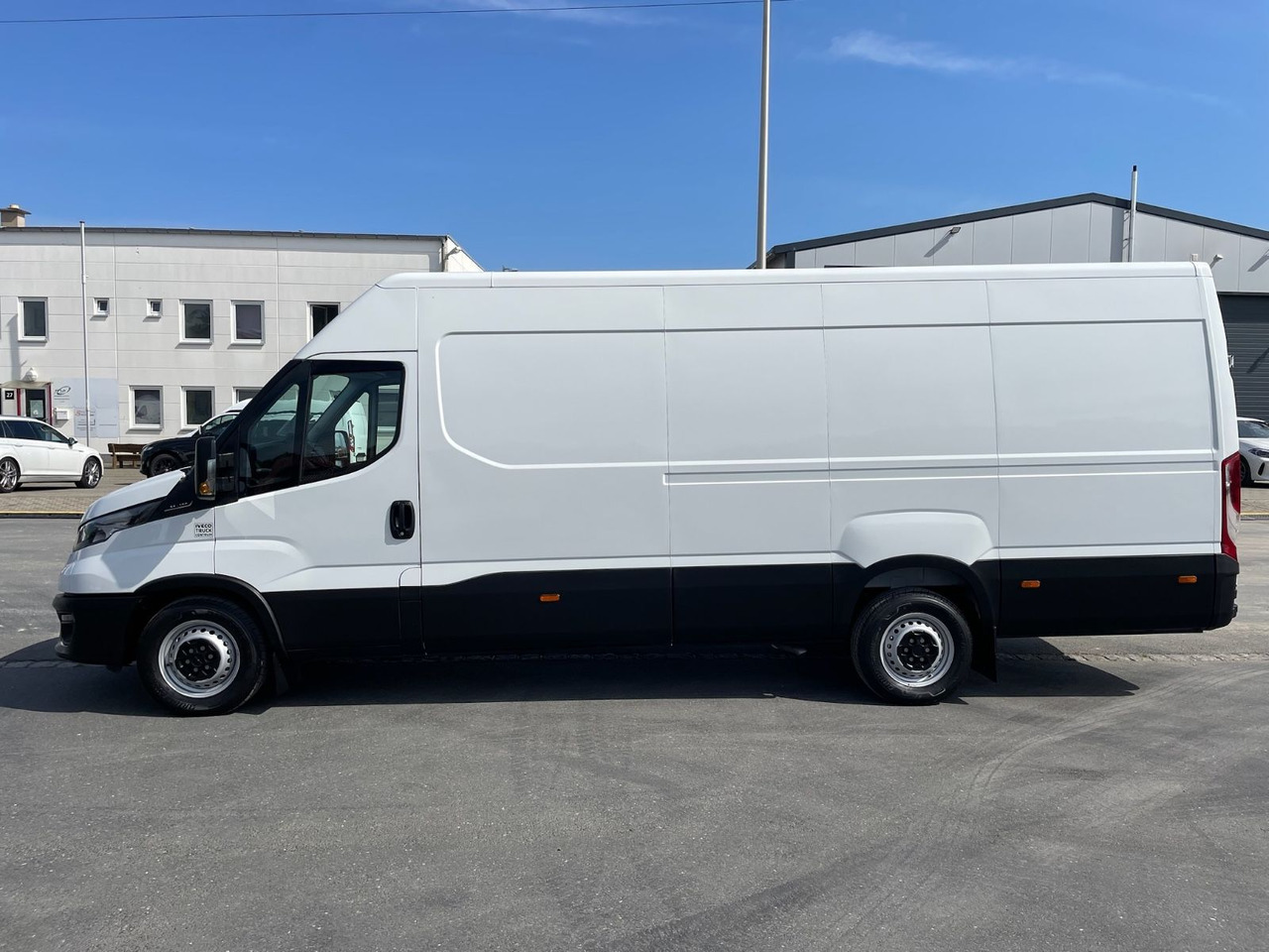 Iveco Daily 35S16 L4H2 Kastenwagen/GARANTIE/4680mm/AC - Fourgon utilitaire: photos 4 Iveco Daily 35S16 L4H2 Kastenwagen/GARANTIE/4680mm/AC - Fourgon utilitaire: photos 4