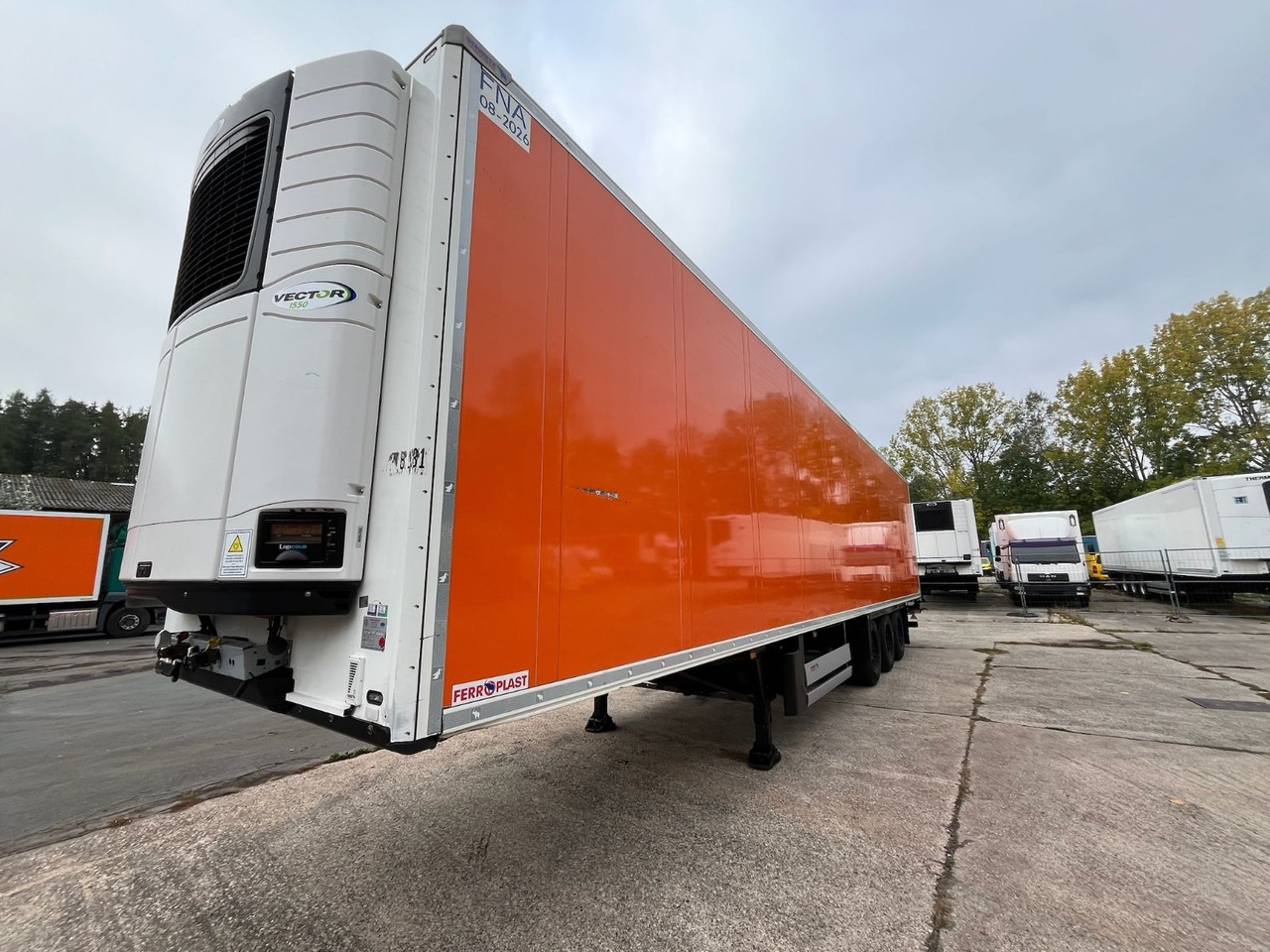 Schmitz Cargobull SCB*S3B/CARRIER/Vector1550/LBW/BÄR/2347h/13,4m - Semi-remorque frigorifique: photos 2 Schmitz Cargobull SCB*S3B/CARRIER/Vector1550/LBW/BÄR/2347h/13,4m - Semi-remorque frigorifique: photos 2