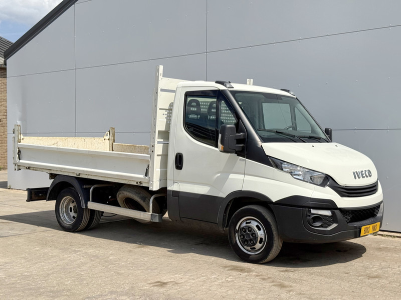 Iveco Daily 35C12 2.3 Kipper Dubbellucht Trekhaak Airco Cruise Control Lucht Geveerde Stoel - Utilitaire benne: photos 5 Iveco Daily 35C12 2.3 Kipper Dubbellucht Trekhaak Airco Cruise Control Lucht Geveerde Stoel - Utilitaire benne: photos 5
