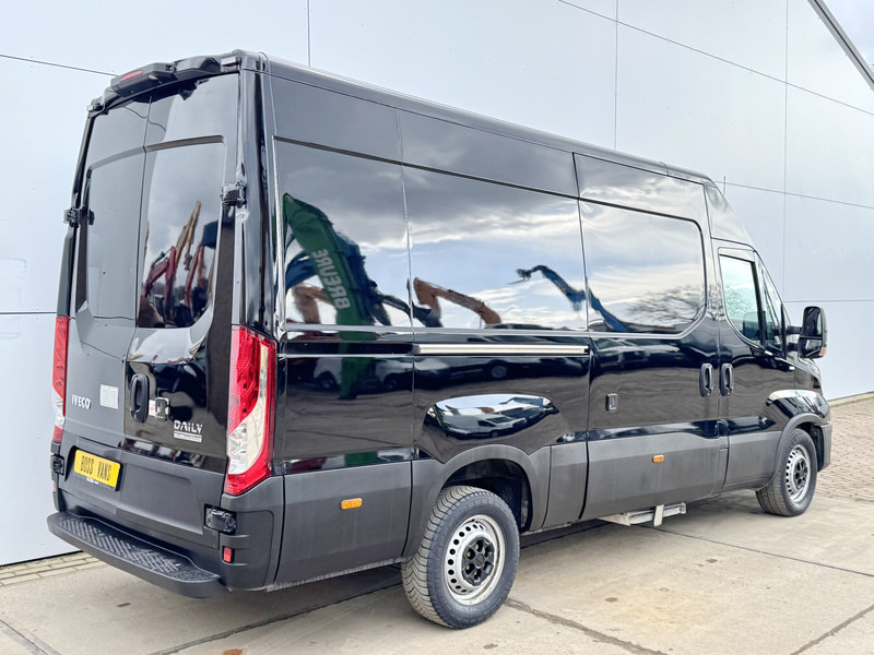 Iveco Daily 35S16 Automaat L2H2 Adaptive Cruise Control Airco 3,5t Trekhaak Navigatie - Fourgon utilitaire: photos 3 Iveco Daily 35S16 Automaat L2H2 Adaptive Cruise Control Airco 3,5t Trekhaak Navigatie - Fourgon utilitaire: photos 3
