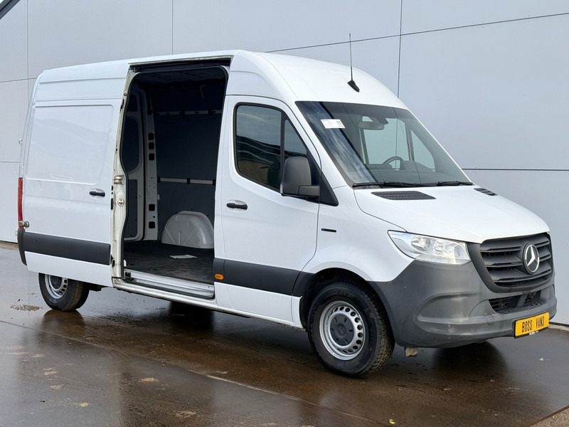 Mercedes-Benz eSprinter 312 ALL-IN PRIJS L2H2 55kWh 168km WLTP 80kw Snelladen Climate Control Camera Stoelverwarming Laadkabel - Fourgon utilitaire, Utilitaire électrique: photos 5 Mercedes-Benz eSprinter 312 ALL-IN PRIJS L2H2 55kWh 168km WLTP 80kw Snelladen Climate Control Camera Stoelverwarming Laadkabel - Fourgon utilitaire, Utilitaire électrique: photos 5