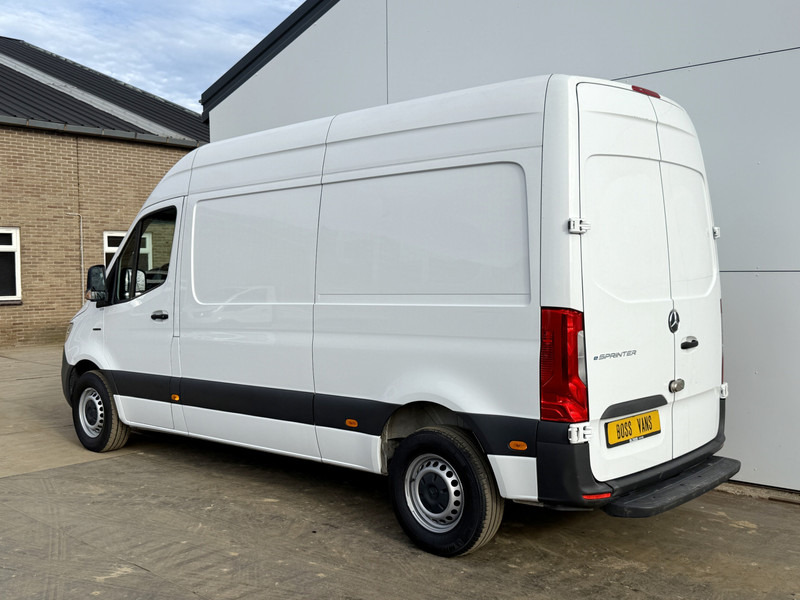 Mercedes-Benz eSprinter 312 ALL-IN PRIJS L2H2 55kWh 168km WLTP 80kw Snelladen Climate Control Stoelverwarming - Fourgon utilitaire, Utilitaire électrique: photos 2 Mercedes-Benz eSprinter 312 ALL-IN PRIJS L2H2 55kWh 168km WLTP 80kw Snelladen Climate Control Stoelverwarming - Fourgon utilitaire, Utilitaire électrique: photos 2