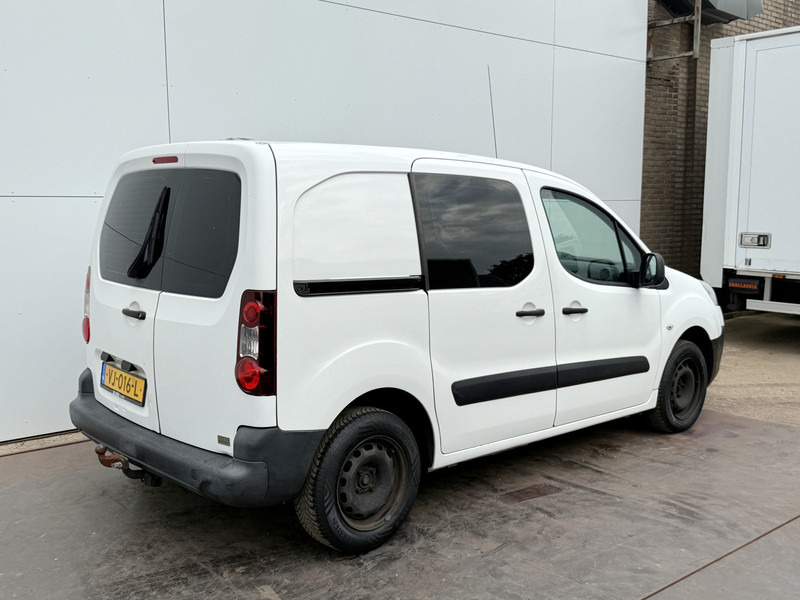 Peugeot Partner 90pk MARGE Trekhaak Airco Extra Set Banden APK Juni-2026 - Fourgonnette: photos 3 Peugeot Partner 90pk MARGE Trekhaak Airco Extra Set Banden APK Juni-2026 - Fourgonnette: photos 3