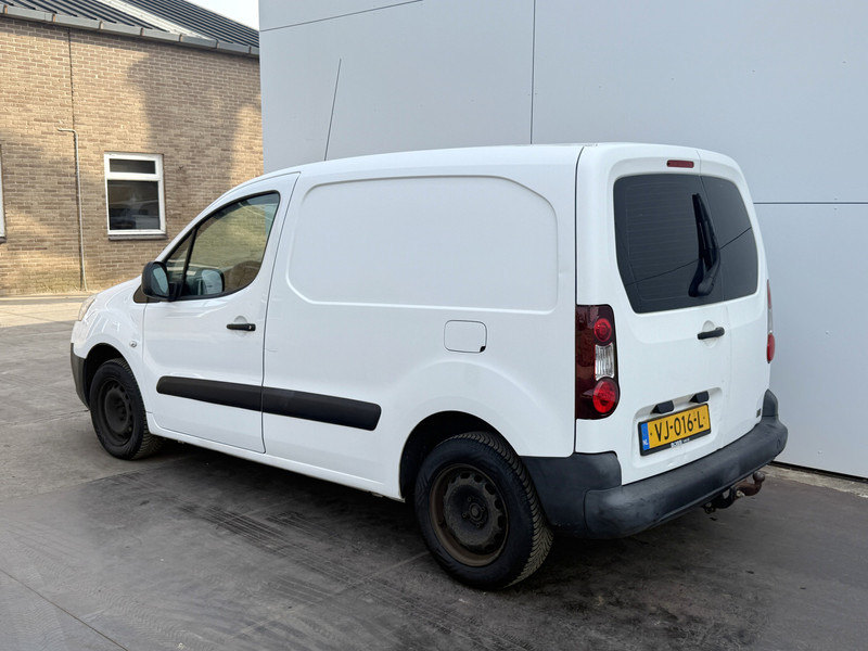 Peugeot Partner 90pk MARGE Trekhaak Airco Extra Set Banden APK Juni-2026 - Fourgonnette: photos 2 Peugeot Partner 90pk MARGE Trekhaak Airco Extra Set Banden APK Juni-2026 - Fourgonnette: photos 2