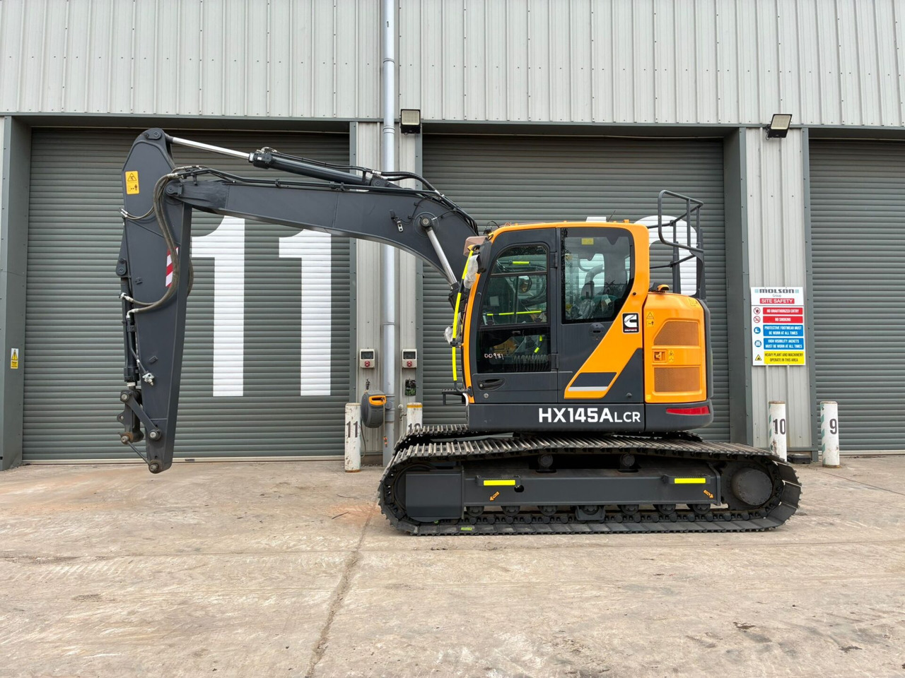 Hyundai HX145ALCR - Pelle sur chenille: photos 2 Hyundai HX145ALCR - Pelle sur chenille: photos 2