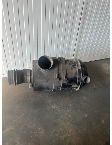 Liebherr R904 / A904C Li / A904 Li / A900C Li / A900C / R900C Li / R904C / R900C Li - Système d'admission d'air: photos 2 Liebherr R904 / A904C Li / A904 Li / A900C Li / A900C / R900C Li / R904C / R900C Li - Système d'admission d'air: photos 2