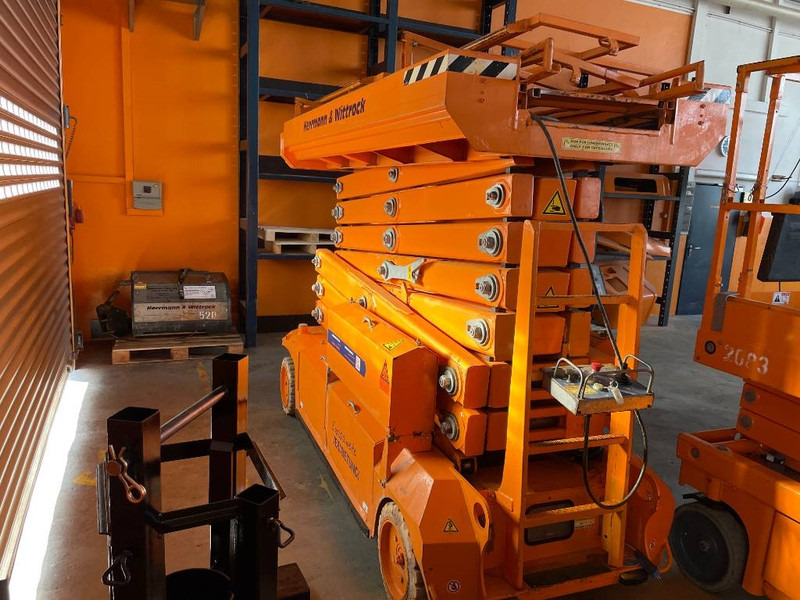 PB S 171-12 E - Nacelle ciseaux: photos 4 PB S 171-12 E - Nacelle ciseaux: photos 4