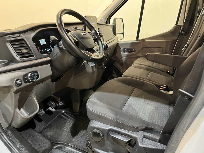 Ford Transit 2.0 TDCI L3H1 130 PK DC Dubbel Cabine Trend Open Laadbak / Euro 6 / Airco / Cruise Control / Trekhaak / CarPlay / 23.600 KM !! / BPM VRIJ !! - Utilitaire plateau, Utilitaire double cabine: photos 5 Ford Transit 2.0 TDCI L3H1 130 PK DC Dubbel Cabine Trend Open Laadbak / Euro 6 / Airco / Cruise Control / Trekhaak / CarPlay / 23.600 KM !! / BPM VRIJ !! - Utilitaire plateau, Utilitaire double cabine: photos 5