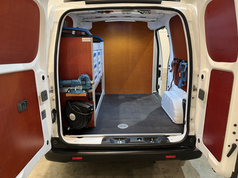 Nissan E-NV200 Business 40 kWh / 100 % Elektrisch / Servicebus / Sortimo Inrichting / Airco / Camera / Navigatie / Cruise Control / 50.000 KM !! - Fourgonnette, Utilitaire électrique: photos 3 Nissan E-NV200 Business 40 kWh / 100 % Elektrisch / Servicebus / Sortimo Inrichting / Airco / Camera / Navigatie / Cruise Control / 50.000 KM !! - Fourgonnette, Utilitaire électrique: photos 3
