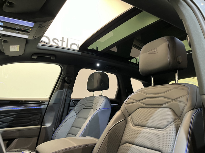 Volkswagen Touareg R 3.0 TSi 462 PK eHybrid 4MOTION Full Options / Luchtvering / IQ Matrix / 360 Camera / Panoramadak / Head-Up / Leder / Stoelventilatie / Stoelverwarming - SUV: photos 5 Volkswagen Touareg R 3.0 TSi 462 PK eHybrid 4MOTION Full Options / Luchtvering / IQ Matrix / 360 Camera / Panoramadak / Head-Up / Leder / Stoelventilatie / Stoelverwarming - SUV: photos 5