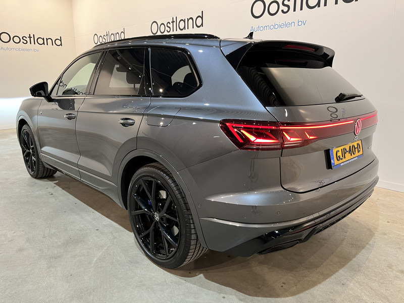 Volkswagen Touareg R 3.0 TSi 462 PK eHybrid 4MOTION Full Options / Luchtvering / IQ Matrix / 360 Camera / Panoramadak / Head-Up / Leder / Stoelventilatie / Stoelverwarming - SUV: photos 4 Volkswagen Touareg R 3.0 TSi 462 PK eHybrid 4MOTION Full Options / Luchtvering / IQ Matrix / 360 Camera / Panoramadak / Head-Up / Leder / Stoelventilatie / Stoelverwarming - SUV: photos 4