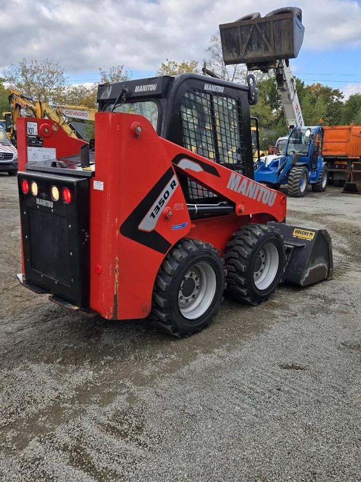 Manitou 1350 R - Mini chargeuse: photos 4 Manitou 1350 R - Mini chargeuse: photos 4