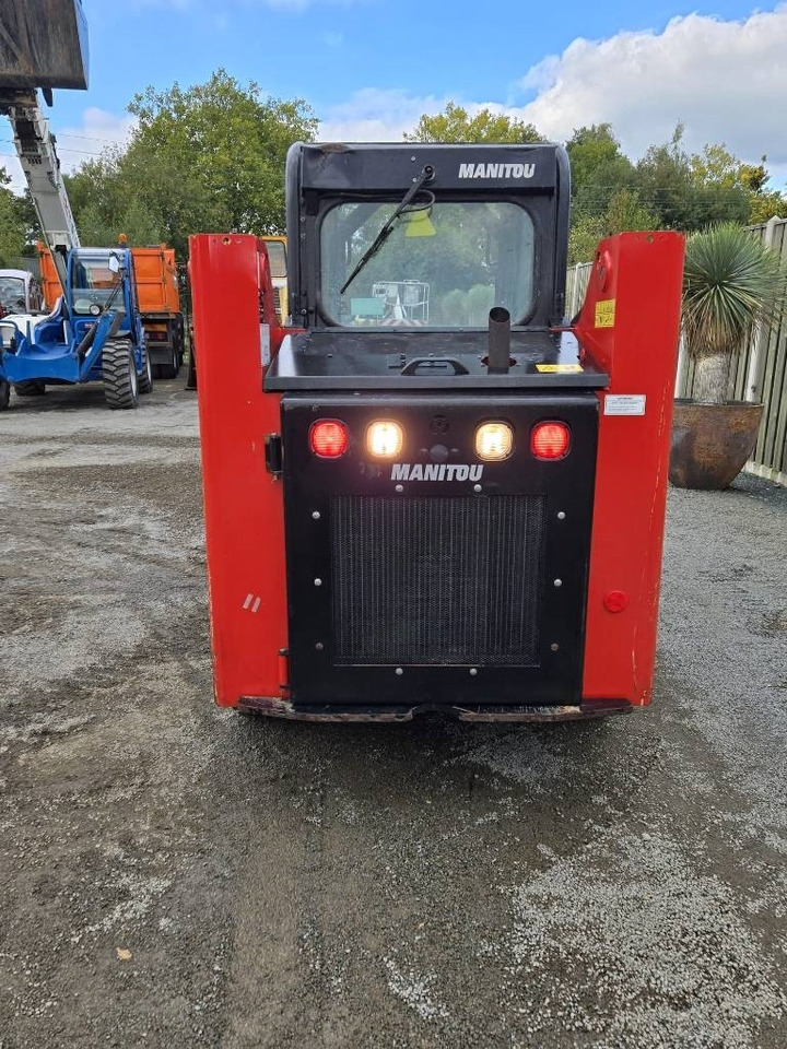 Manitou 1350 R - Mini chargeuse: photos 3 Manitou 1350 R - Mini chargeuse: photos 3