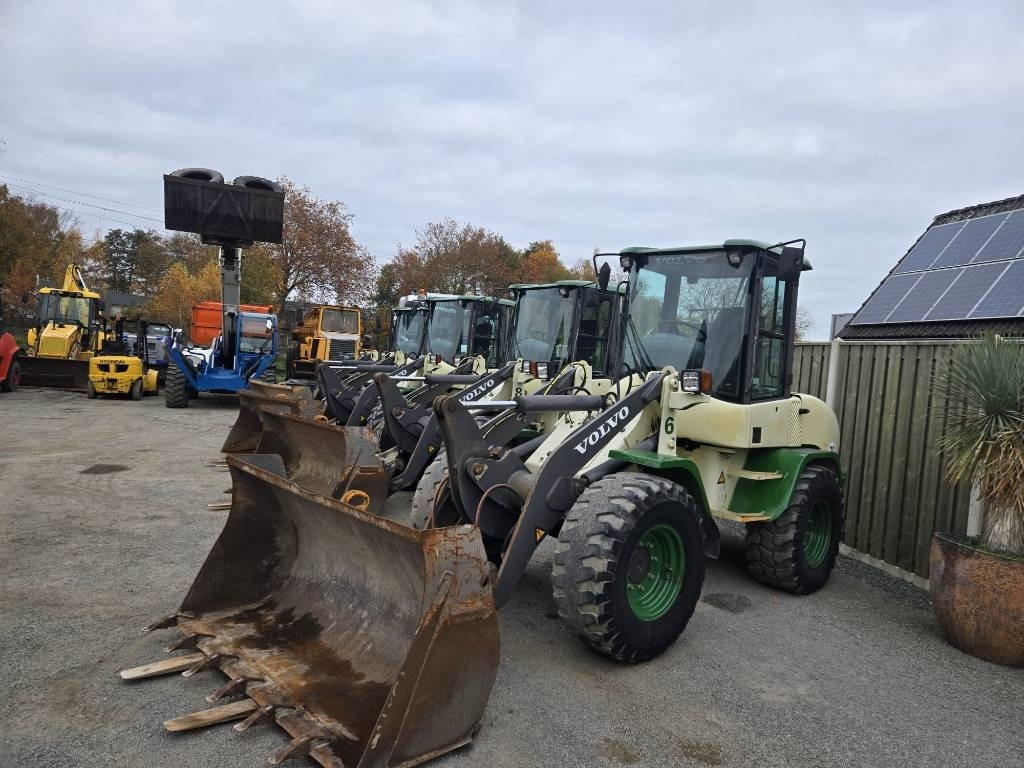 Volvo L 30 B - Chargeuse sur pneus: photos 2 Volvo L 30 B - Chargeuse sur pneus: photos 2