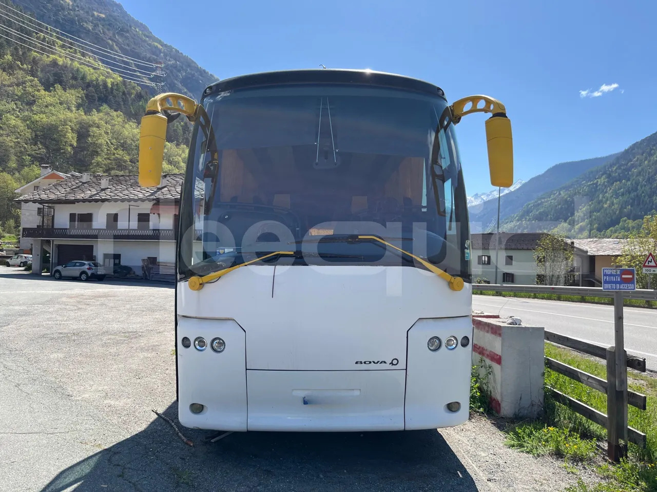Bundle di 2 mezzi Bova B V - Magiq Guangtong - Guangtong G - Bus interurbain: photos 2 Bundle di 2 mezzi Bova B V - Magiq Guangtong - Guangtong G - Bus interurbain: photos 2