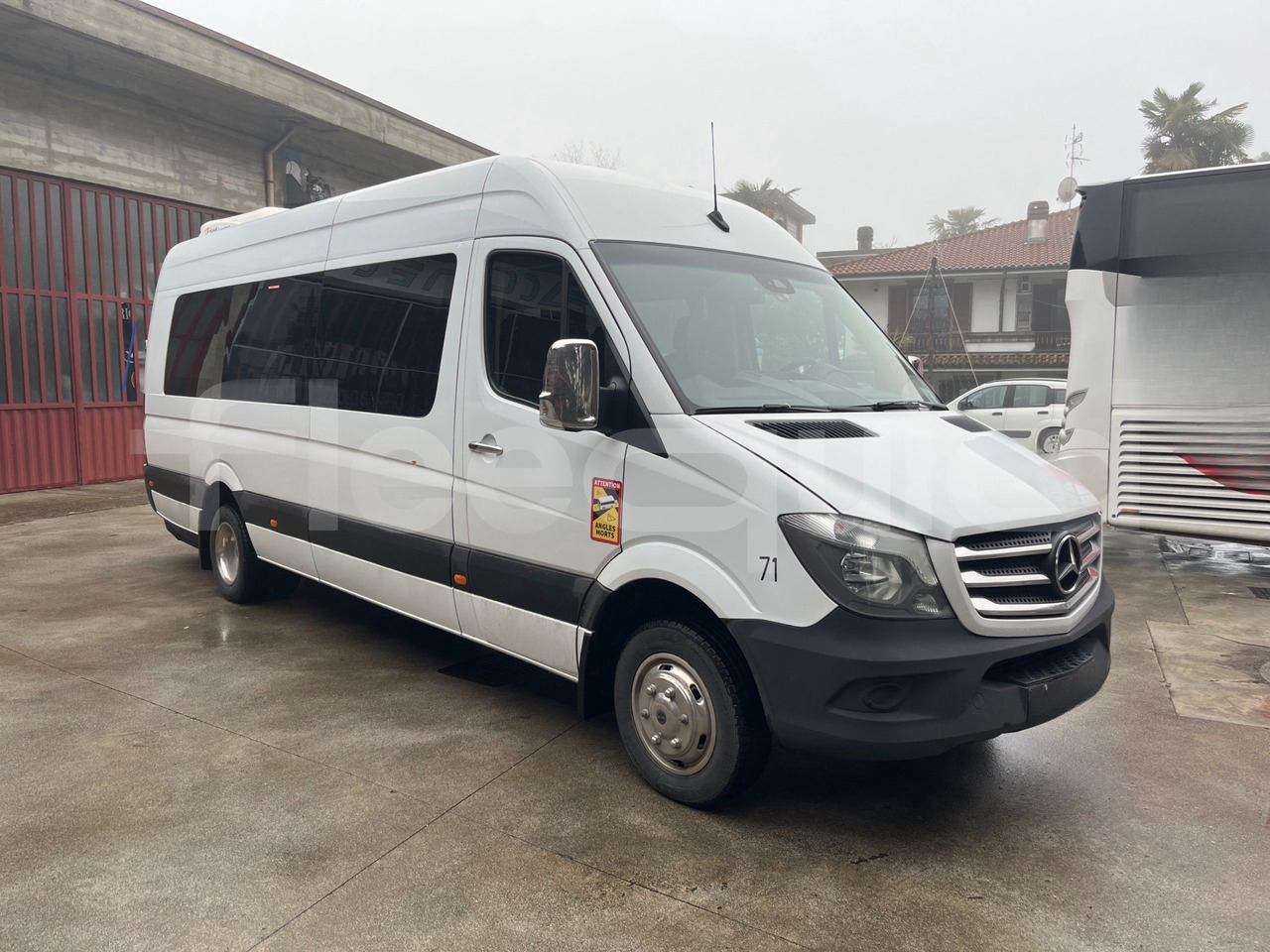 Mercedes-Benz Sprinter - Autocar: photos 1 Mercedes-Benz Sprinter - Autocar: photos 1