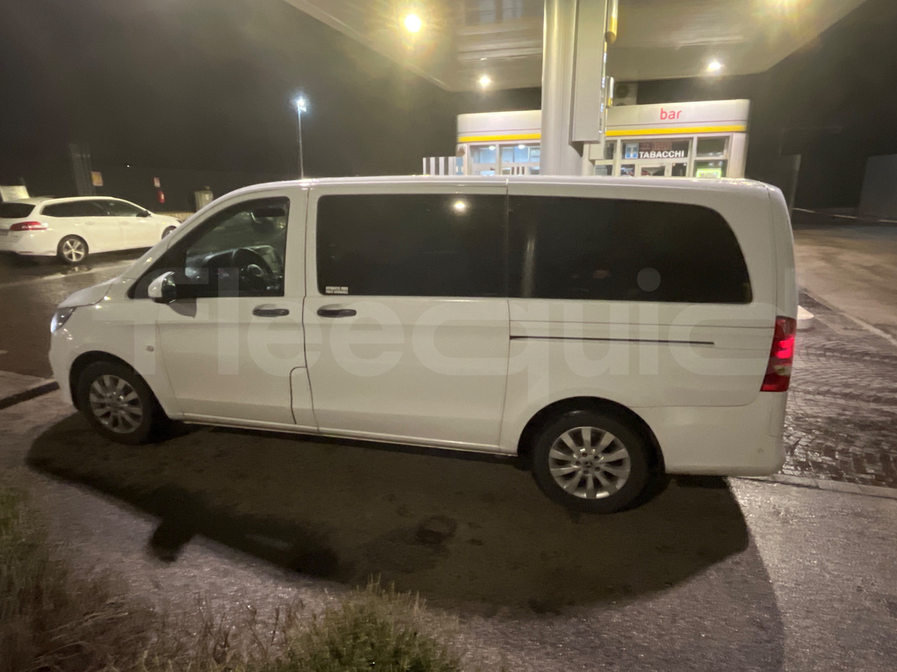Autocar Mercedes-Benz Vito Tourer: photos 6