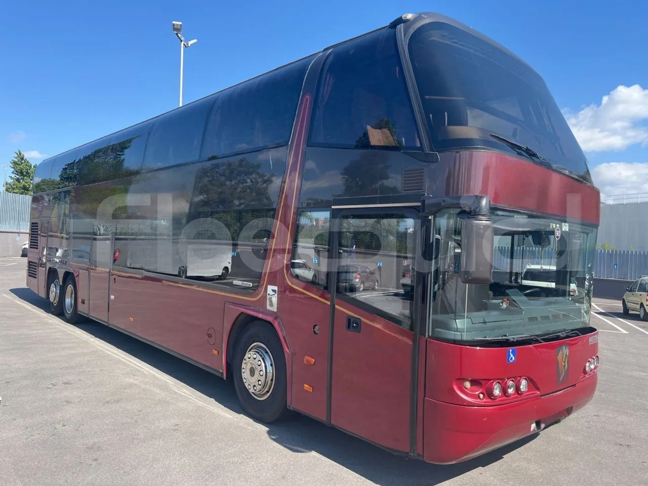 Neoplan 1122/3 - Autocar: photos 1 Neoplan 1122/3 - Autocar: photos 1