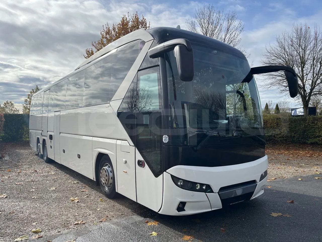 Neoplan Tourliner L - Autocar: photos 1 Neoplan Tourliner L - Autocar: photos 1