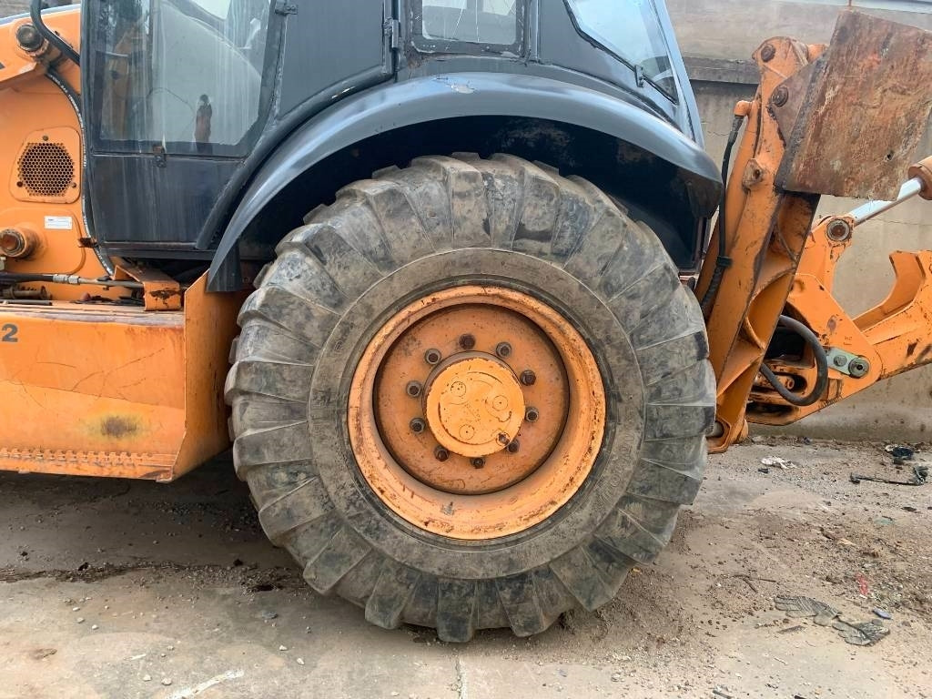 Case 580 M - Tractopelle: photos 5 Case 580 M - Tractopelle: photos 5