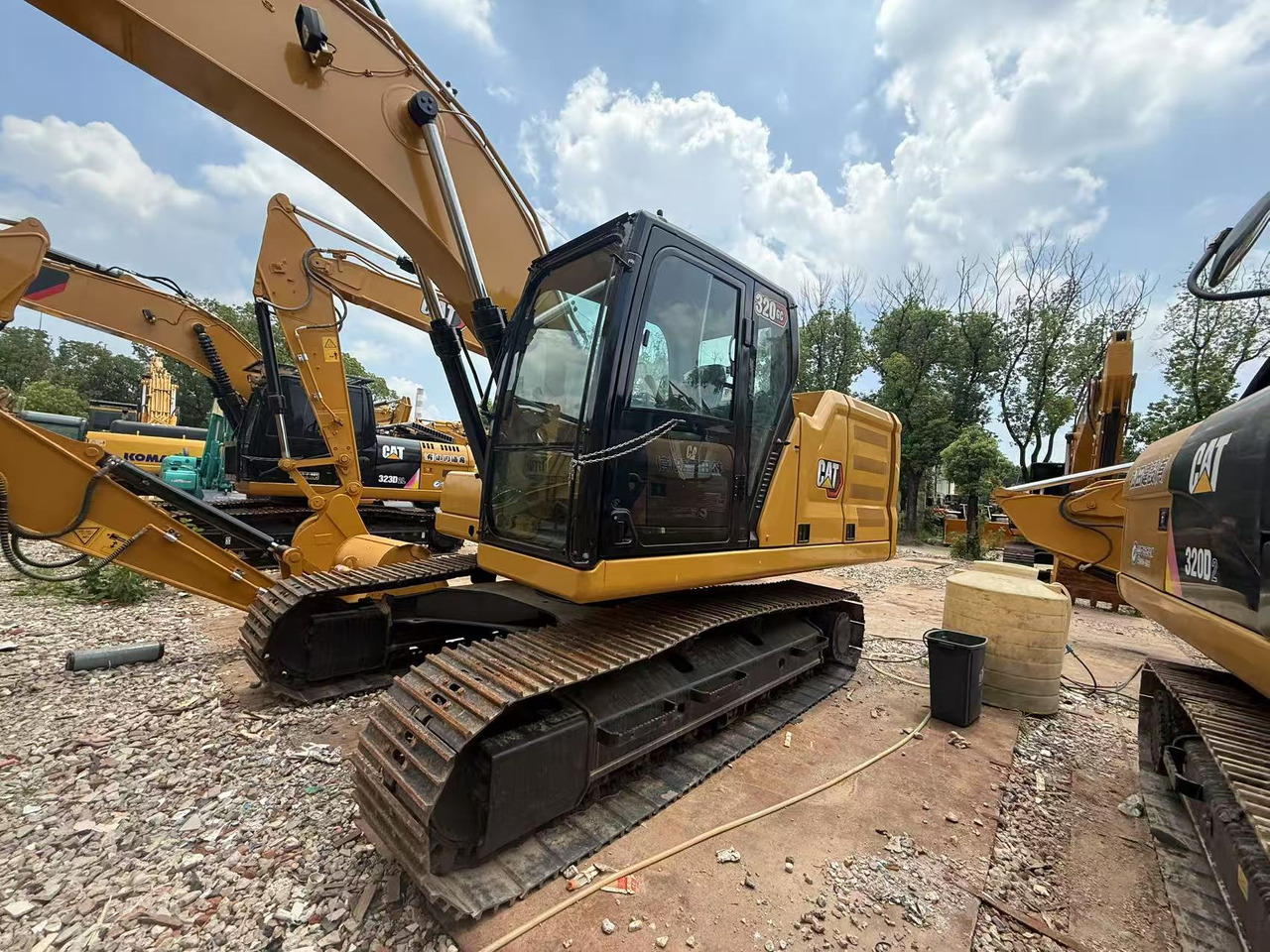 Caterpillar CAT 320 GC - Pelle: photos 1 Caterpillar CAT 320 GC - Pelle: photos 1