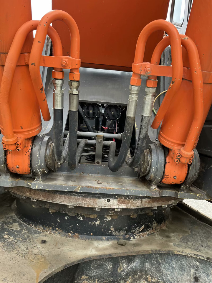 HITACHI 350H-3G - Pelle sur chenille: photos 5 HITACHI 350H-3G - Pelle sur chenille: photos 5
