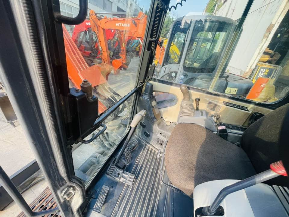 Hitachi Zaxis 50U - Mini pelle: photos 5 Hitachi Zaxis 50U - Mini pelle: photos 5