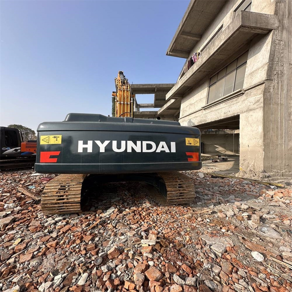 Hyundai 220LC-9S - Pelle sur chenille: photos 4 Hyundai 220LC-9S - Pelle sur chenille: photos 4