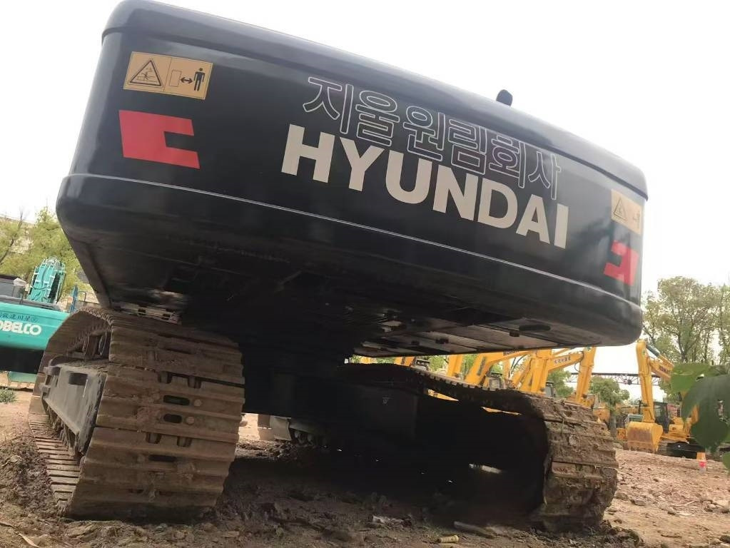 Hyundai 305LC-9S - Pelle sur chenille: photos 4 Hyundai 305LC-9S - Pelle sur chenille: photos 4