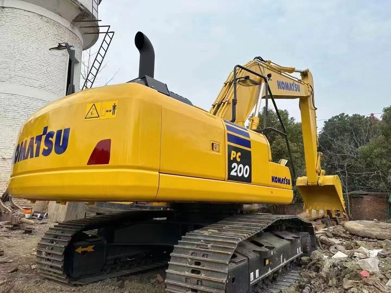 KOMATSU 200-10 - Pelle: photos 1 KOMATSU 200-10 - Pelle: photos 1