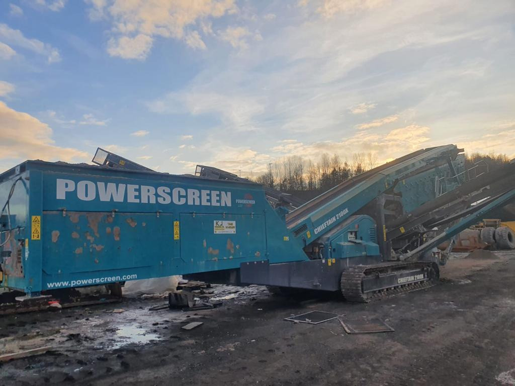 Powerscreen Chieftain 2100x 3D - Crible: photos 1 Powerscreen Chieftain 2100x 3D - Crible: photos 1