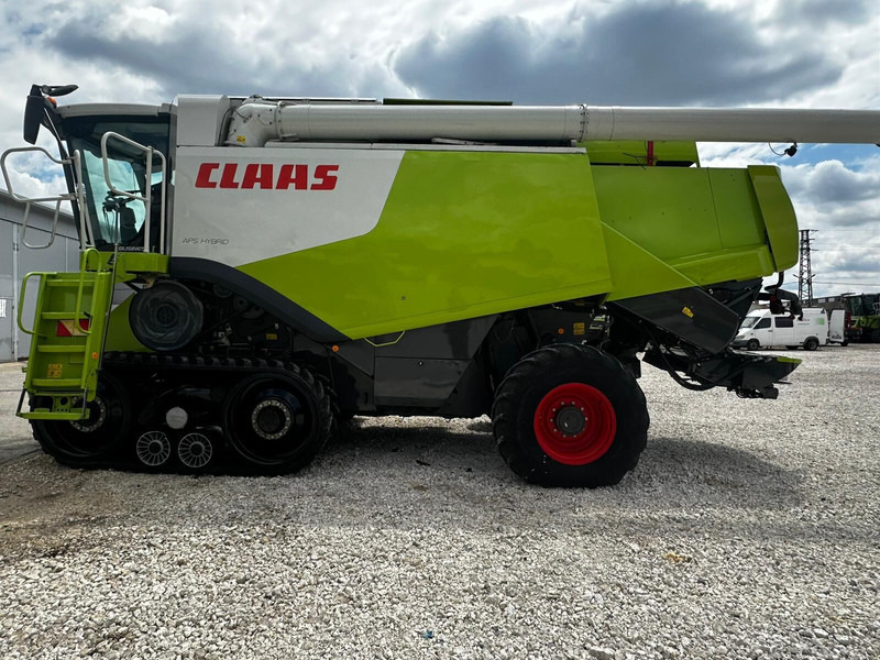Claas Lexion 770 TT - Moissonneuse-batteuse: photos 3 Claas Lexion 770 TT - Moissonneuse-batteuse: photos 3