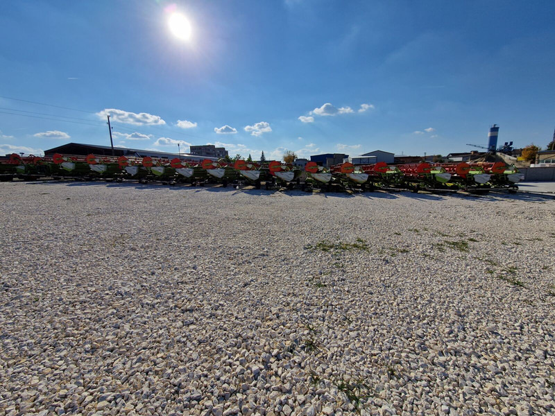 Claas Lexion - Moissoneuse: photos 3 Claas Lexion - Moissoneuse: photos 3