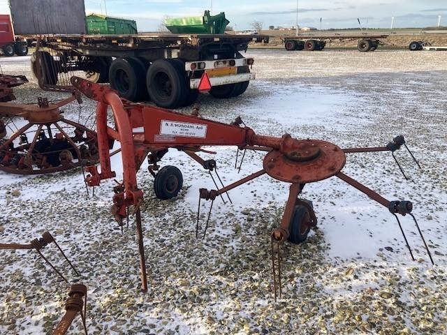 Kuhn GF22 2 ROTORS VENDER - Faneuse: photos 1 Kuhn GF22 2 ROTORS VENDER - Faneuse: photos 1