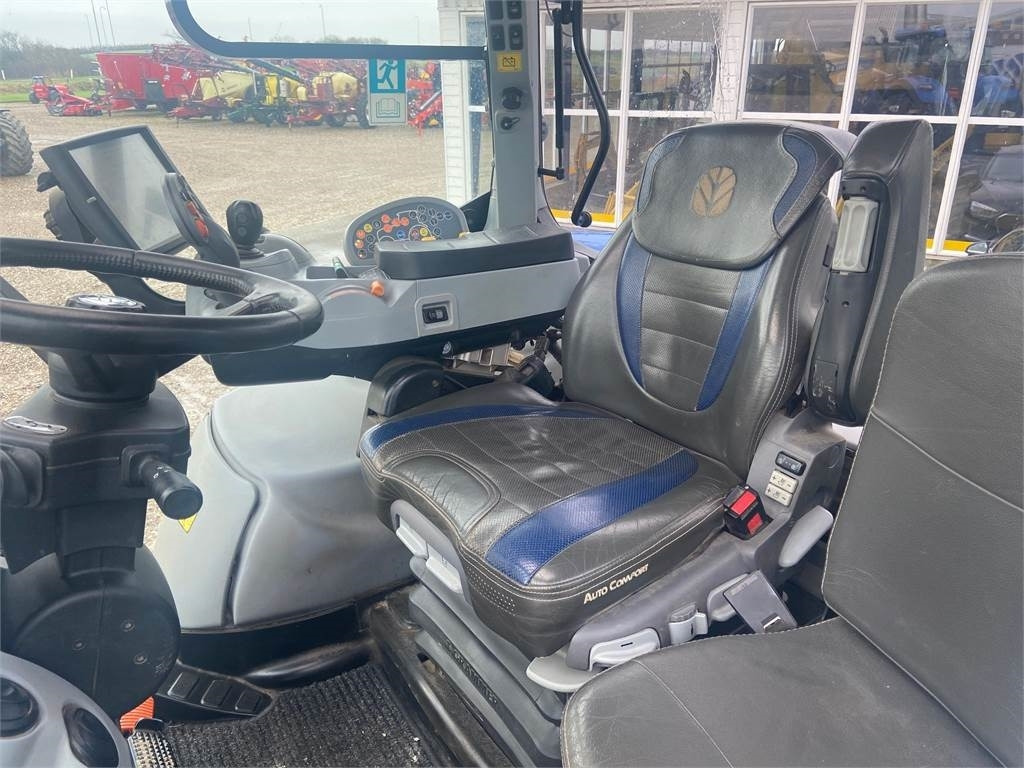 New Holland T7.315 AC - Tracteur agricole: photos 5 New Holland T7.315 AC - Tracteur agricole: photos 5