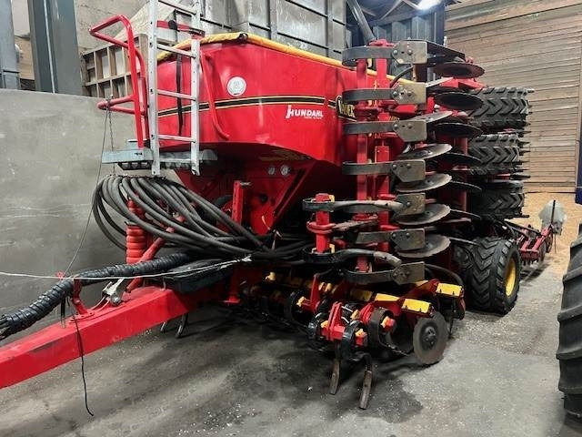 Vaderstad SPIRIT ST600S XL - Combiné de semis: photos 1 Vaderstad SPIRIT ST600S XL - Combiné de semis: photos 1